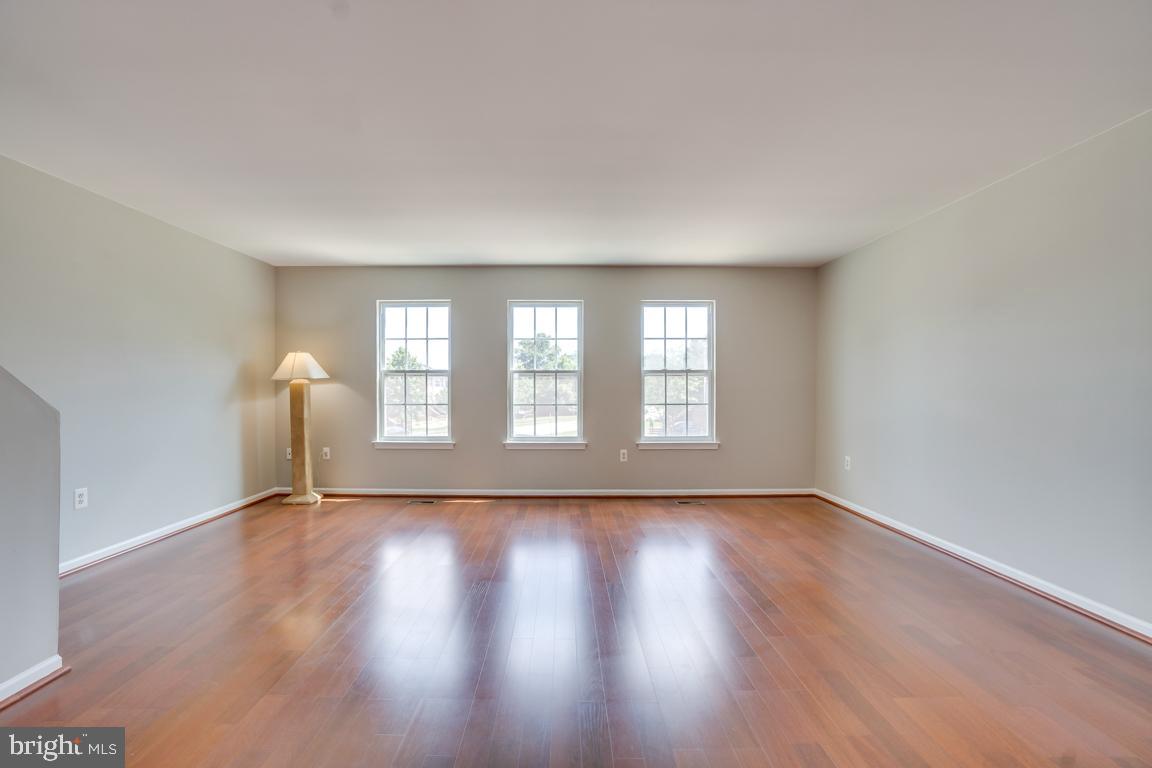 7314 Fountain Spring Court Springfield, VA 22150 - Photo 5 of 26 Spacious Living Space
