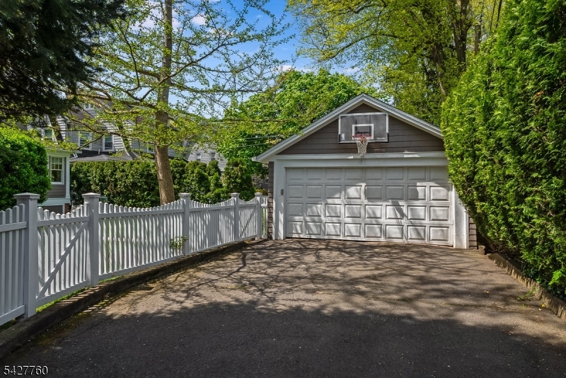 5 Ardsley Road Glen Ridge, NJ 07028 - Photo 43 of 50