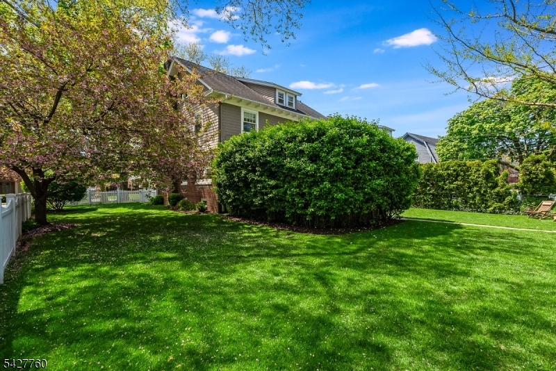 5 Ardsley Road Glen Ridge, NJ 07028 - Photo 44 of 50