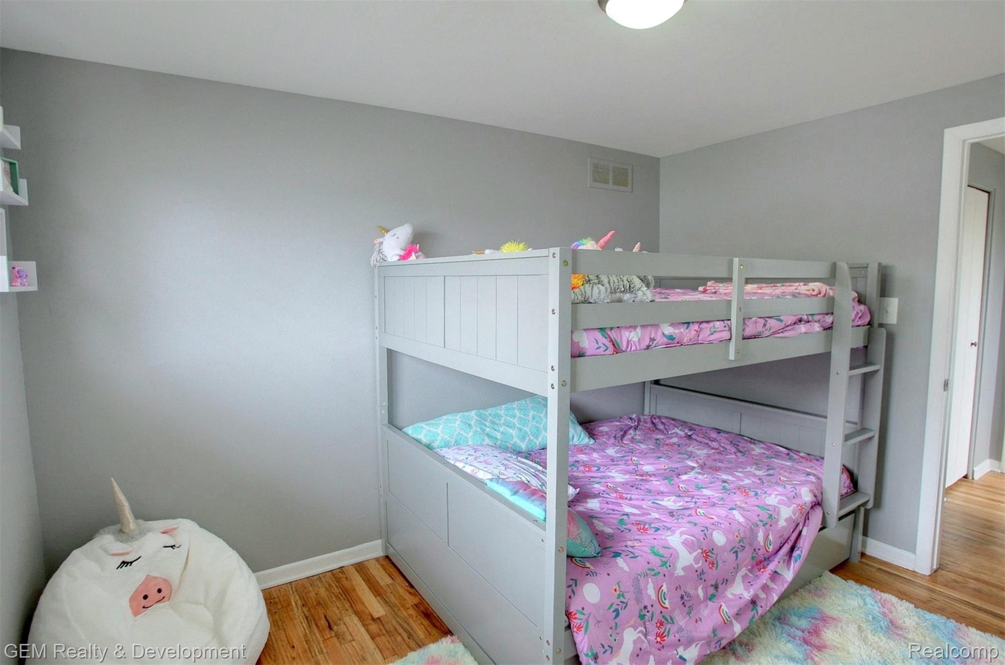 22434 Tuck Road Farmington, MI 48336 - Photo 15 of 24 14.jpg