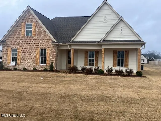 $449,900 | 1789 Caribe Drive, Nesbit, MS 38651