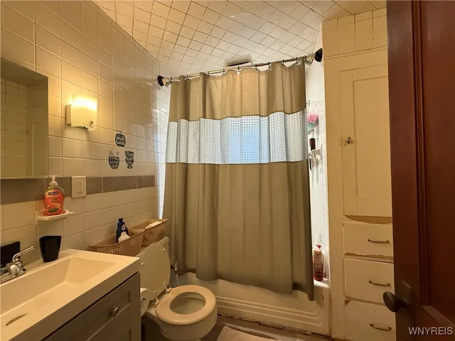 $164,900 | 490 South Ogden Street, Unit W, Buffalo, NY 14206