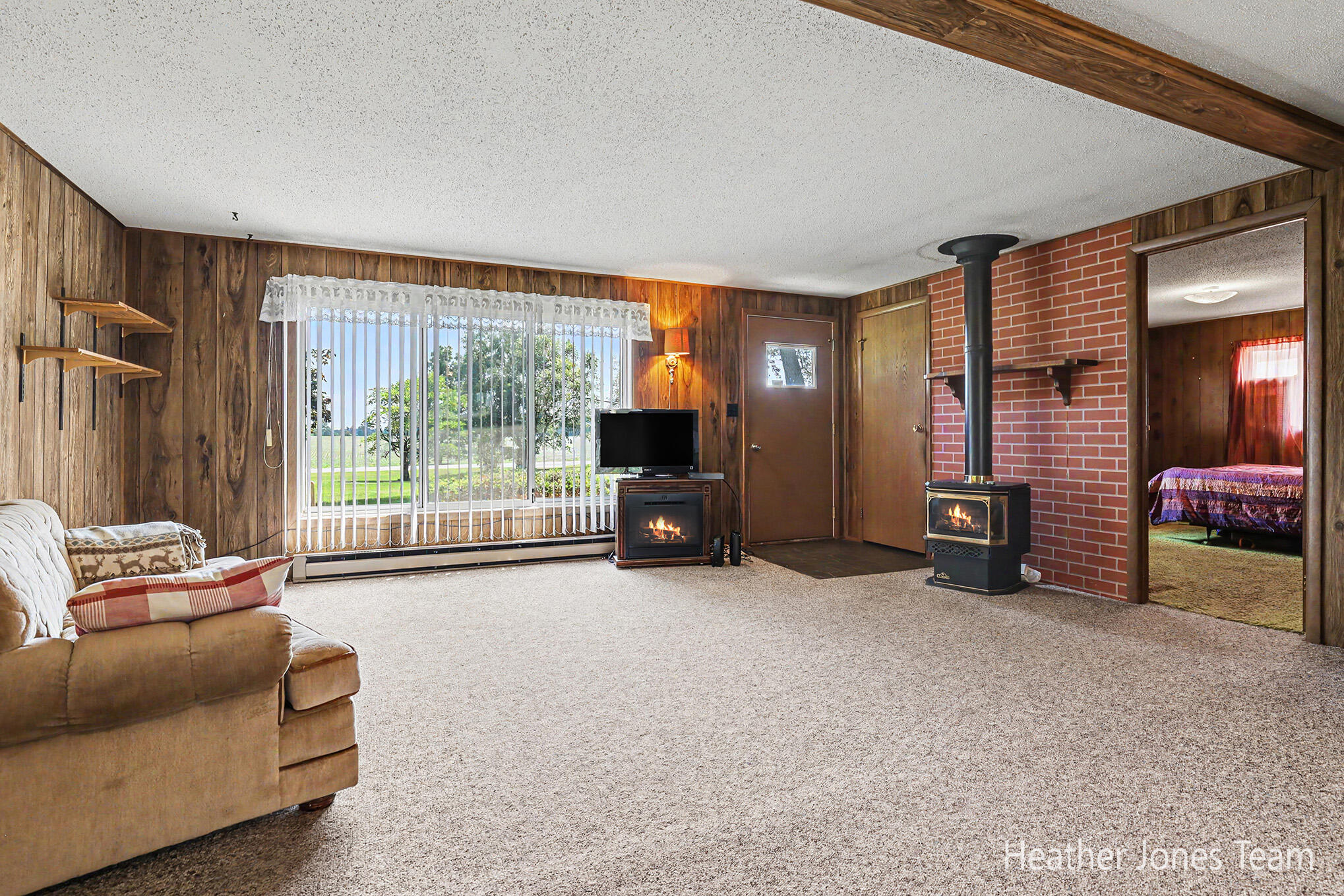 2350 Belding Road Orleans, MI 48865 - Photo 4 of 27 IMG_7977