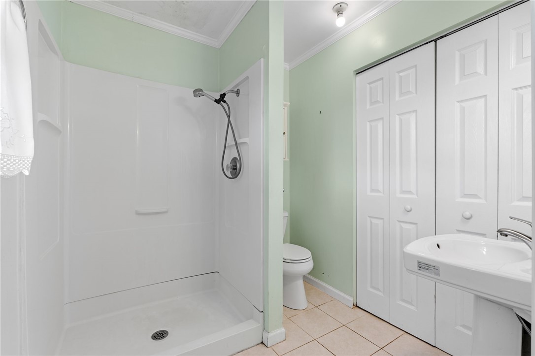 402 Little John Trail Anderson, SC 29621 - Photo 16 of 26 Primary bathroom