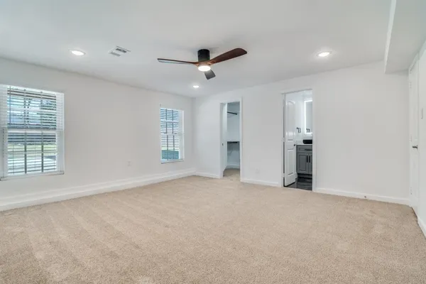 $379,000 | 610 East Tyler Street, Ennis, TX 75119