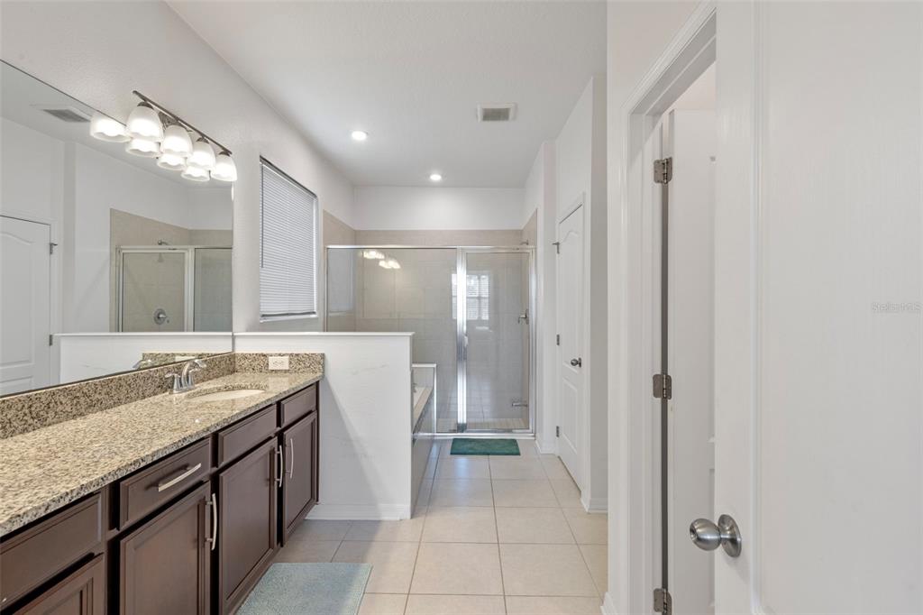 985 Fallcreek Point Sanford, FL 32771 - Photo 23 of 32