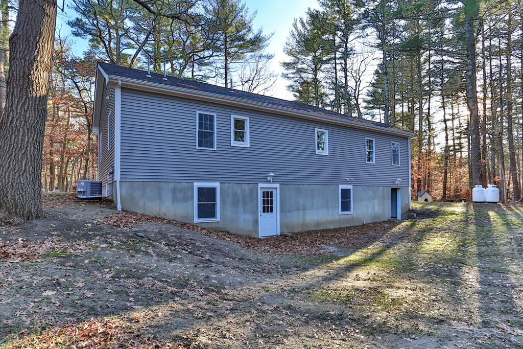 519 County Road Hanson, MA 02341 - Photo 27 of 29 Gallery Image 27