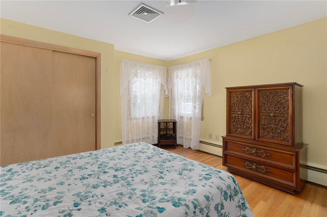 20 Loxley Road Providence, RI 02908 - Photo 10 of 23 Gallery Image 10