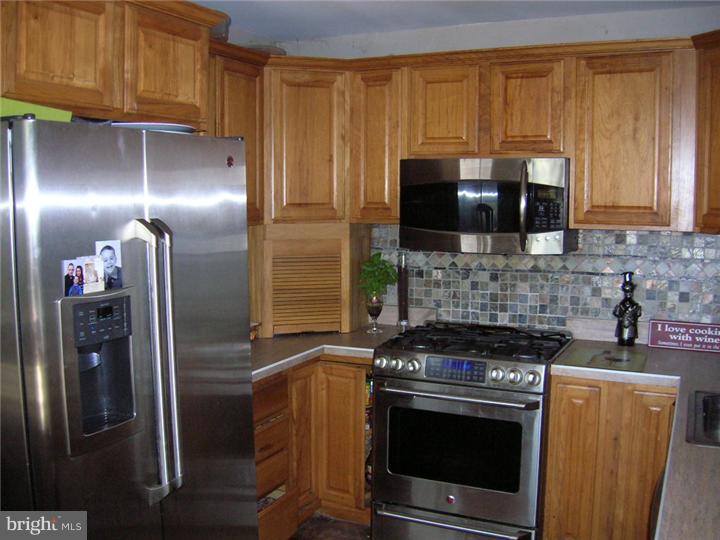 504 Elford Road Fairless Hills, PA 19030 - Photo 5 of 10 Gallery Image 5