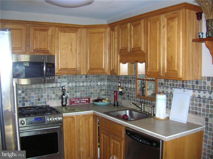 504 Elford Road Fairless Hills, PA 19030 - Photo 9 of 10 Gallery Image 9