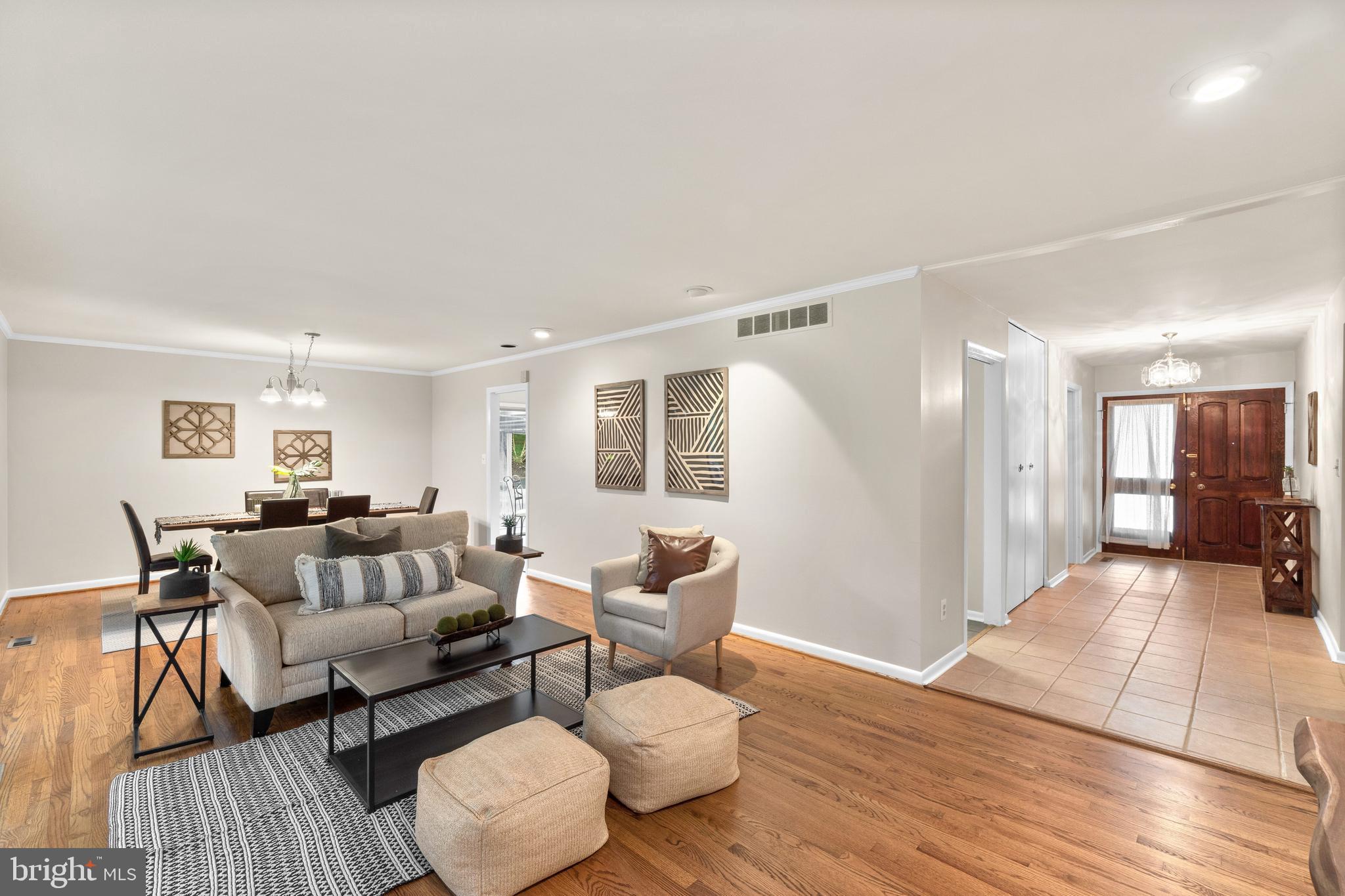 7209 Denberg Road Baltimore, MD 21209 - Photo 9 of 49 Family Room