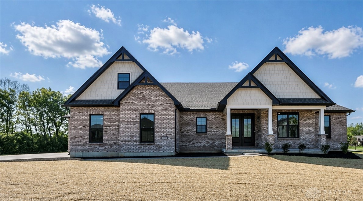 2795 Venice Crossing Hamilton, OH 45013 - Photo 1 of 51