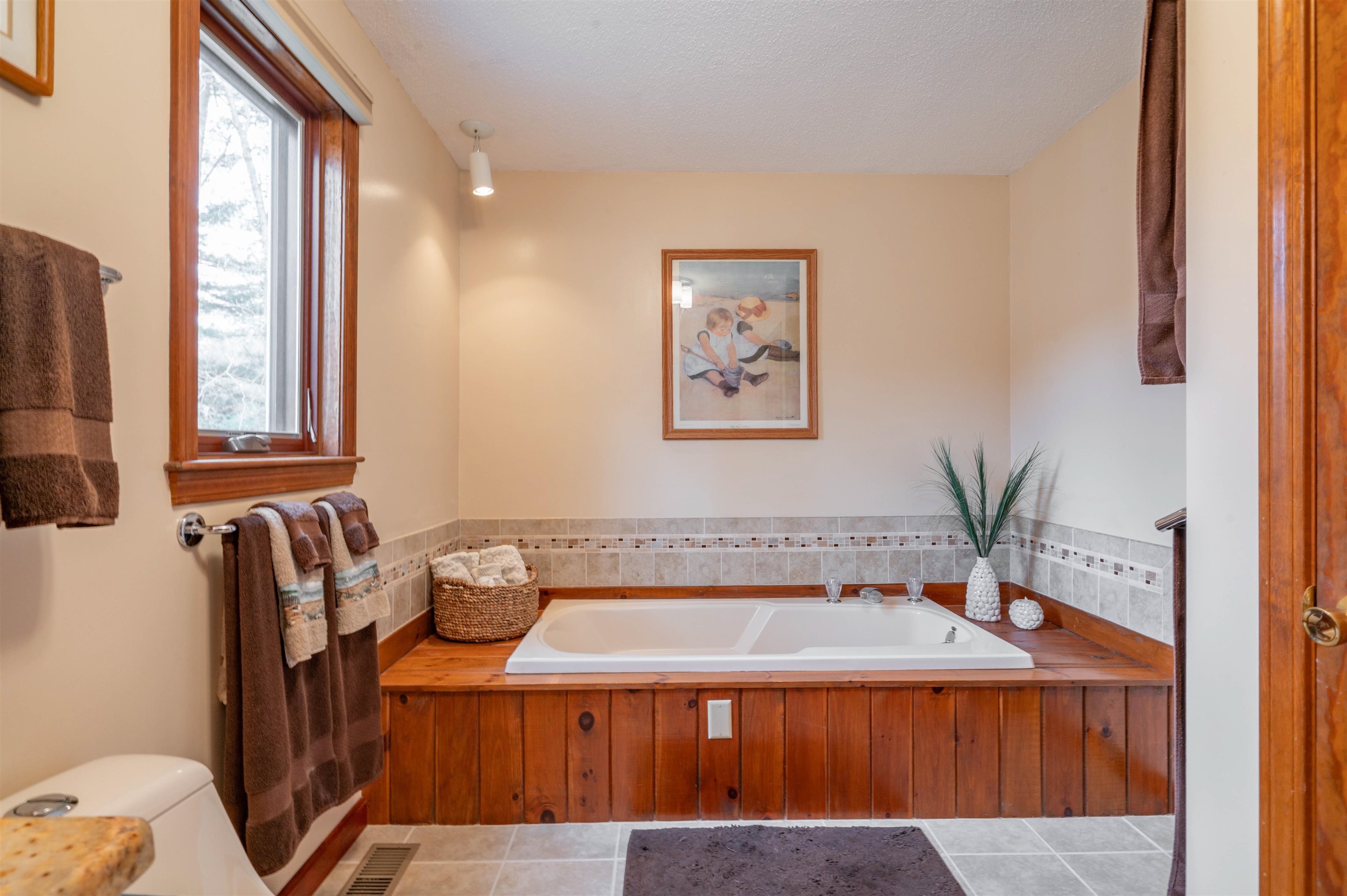 45 Pemberton Road Nashua, NH 03063 - Photo 23 of 37