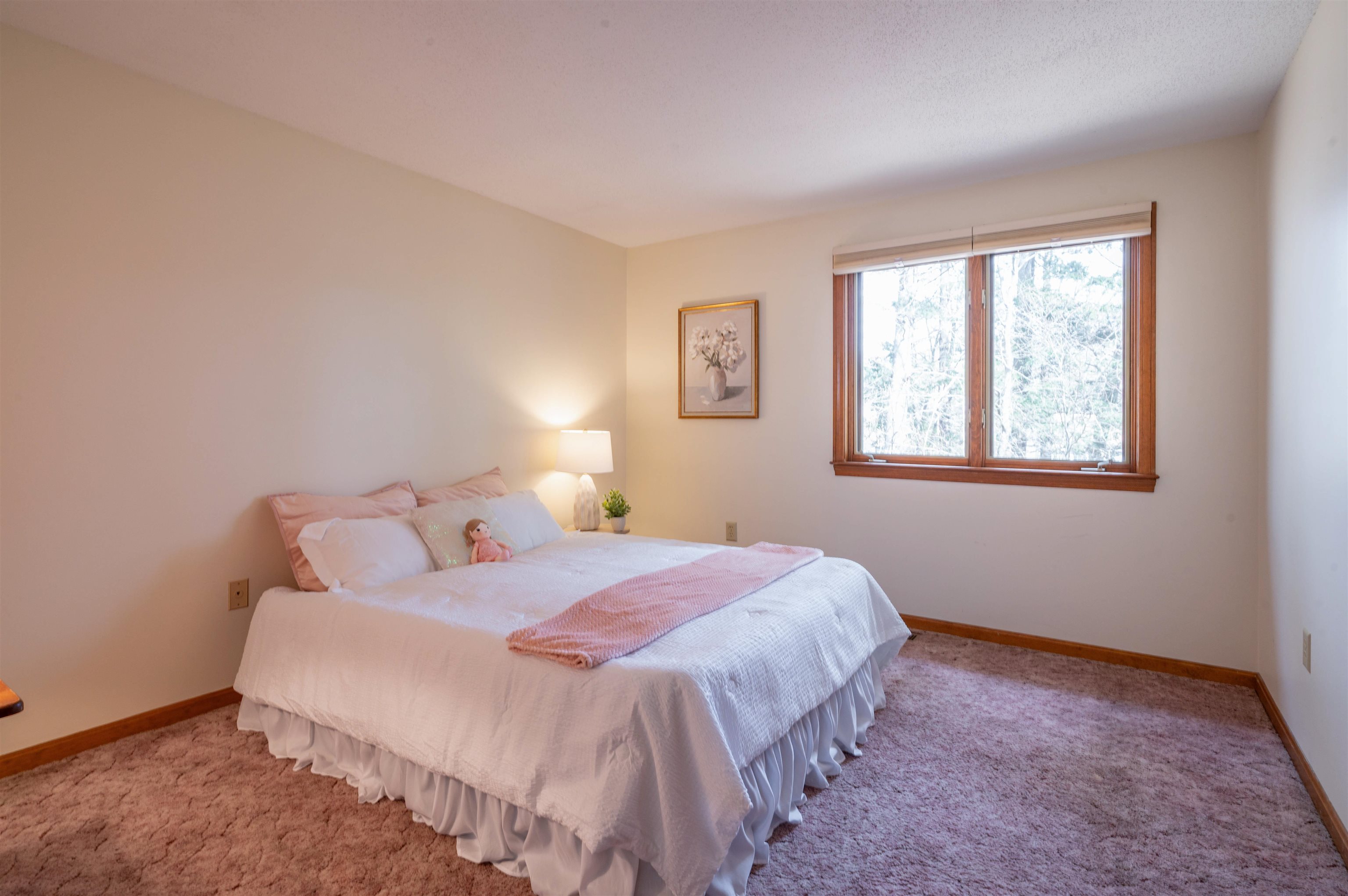 45 Pemberton Road Nashua, NH 03063 - Photo 26 of 37