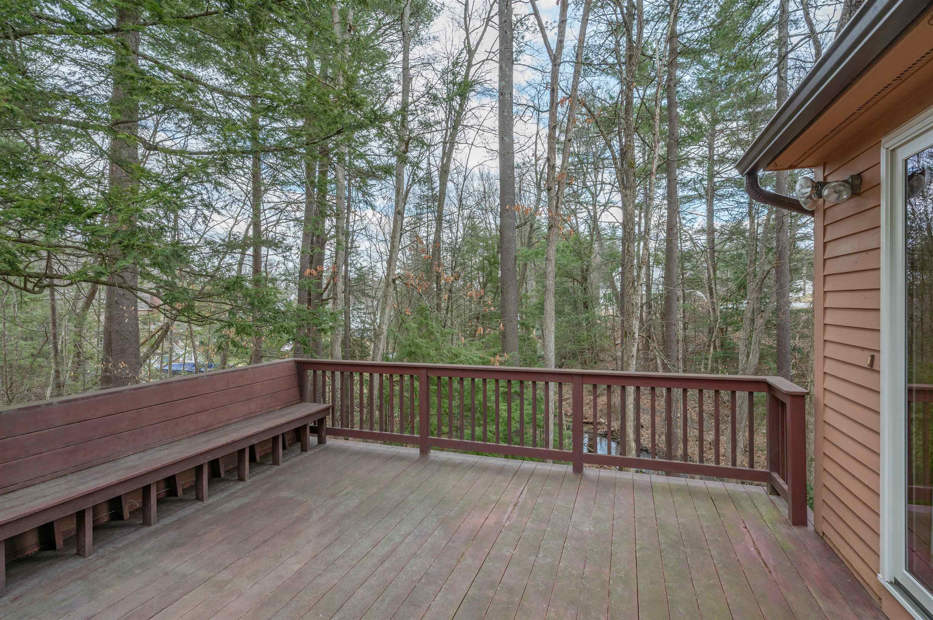 45 Pemberton Road Nashua, NH 03063 - Photo 29 of 37