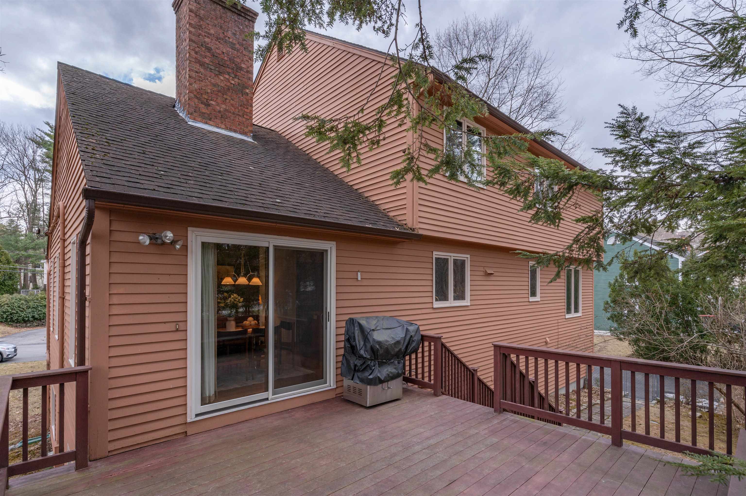 45 Pemberton Road Nashua, NH 03063 - Photo 31 of 37