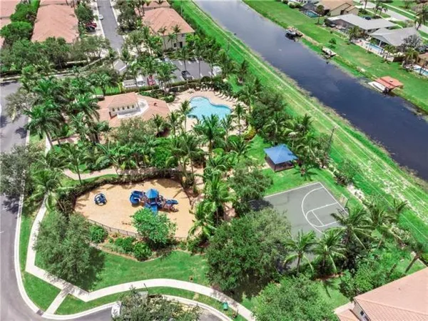 $2,995 | 2757 South Evergreen Circle, Boynton Beach, FL 33426