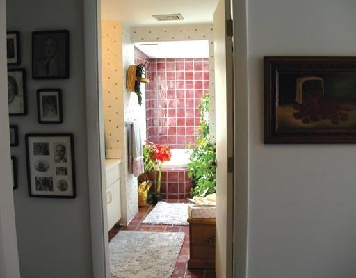 1003 Chestnut Street, Unit 1003 Newton, MA 02464 - Photo 20 of 28 a view of entryway