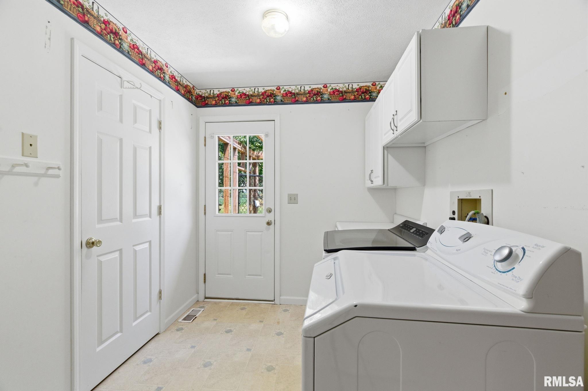 3866 North Reed Station Road De Soto, IL 62924 - Photo 13 of 48 Gallery Image 13