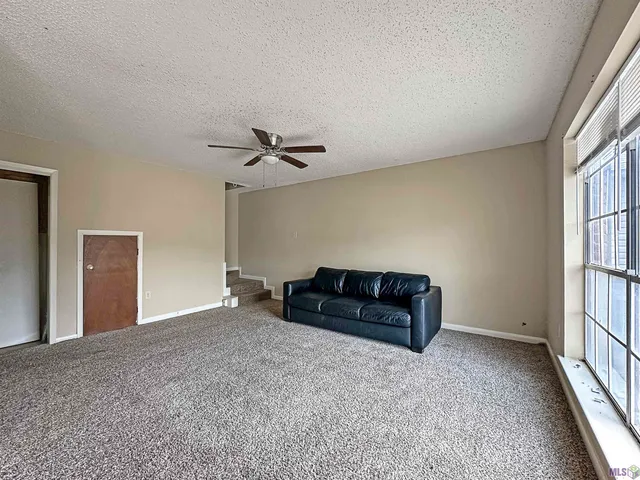 $300,000 | 5257 Brightside View Drive, Unit 4, Baton Rouge, LA 70820