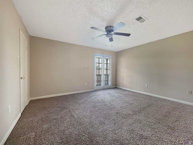$300,000 | 5257 Brightside View Drive, Unit 4, Baton Rouge, LA 70820