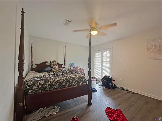 $300,000 | 5257 Brightside View Drive, Unit 4, Baton Rouge, LA 70820