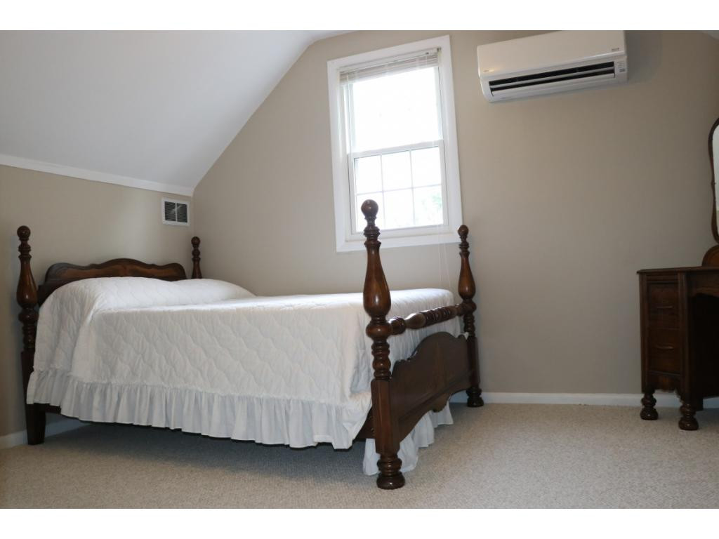 271 Cherokee Road Bristol, VA 24201 - Photo 20 of 33 Photo 20