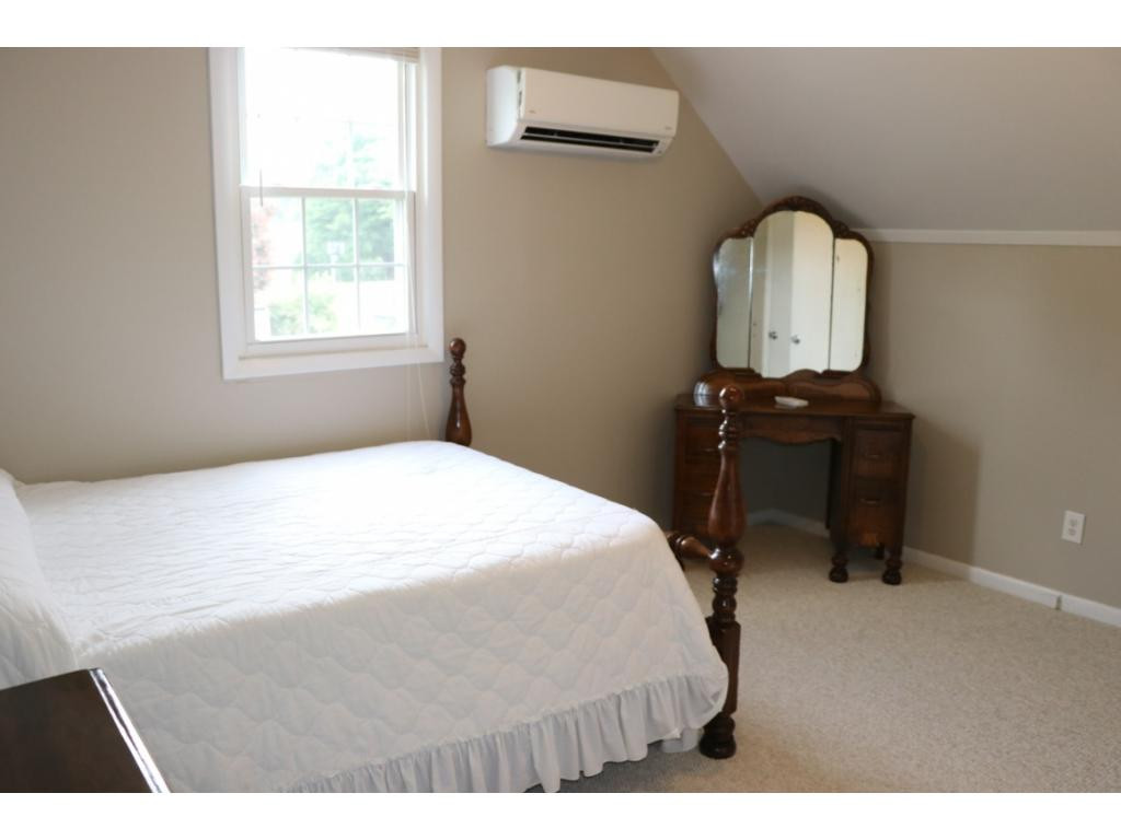 271 Cherokee Road Bristol, VA 24201 - Photo 21 of 33 Photo 21