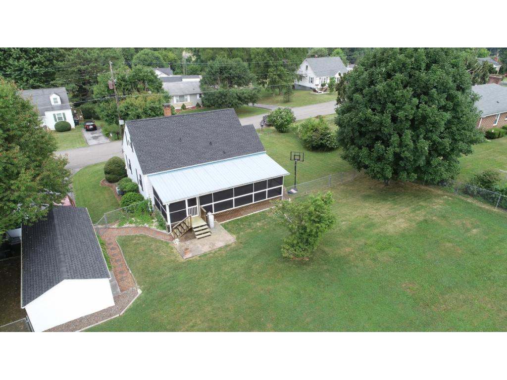 271 Cherokee Road Bristol, VA 24201 - Photo 24 of 33 Photo 24