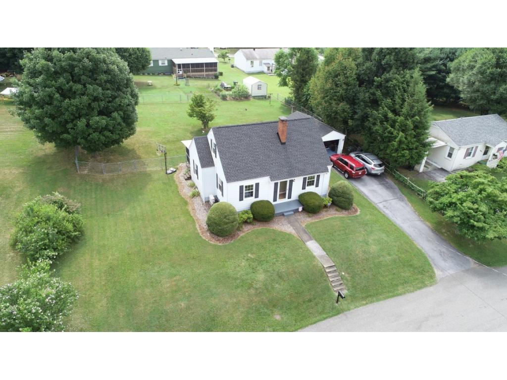 271 Cherokee Road Bristol, VA 24201 - Photo 32 of 33 Photo 32
