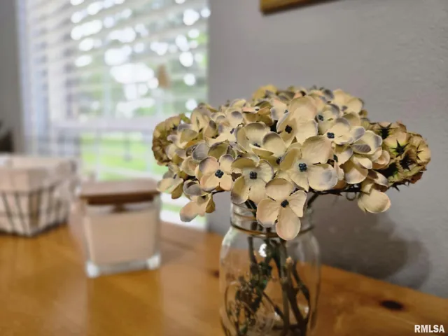 $425,000 | 14327 McRaven Lane, Mount Vernon, IL 62864