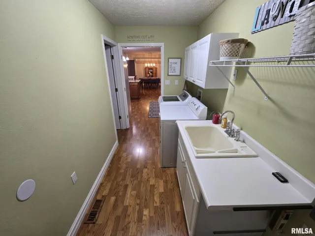 $425,000 | 14327 McRaven Lane, Mount Vernon, IL 62864