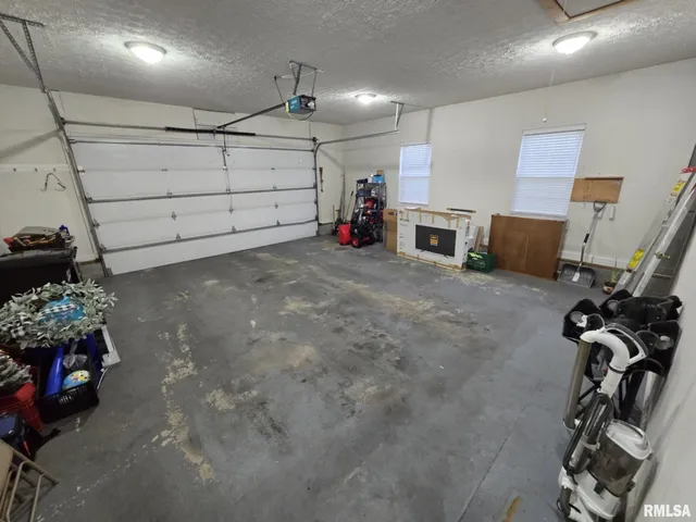 $425,000 | 14327 McRaven Lane, Mount Vernon, IL 62864