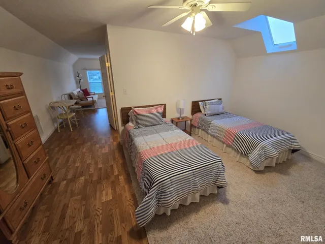 $425,000 | 14327 McRaven Lane, Mount Vernon, IL 62864