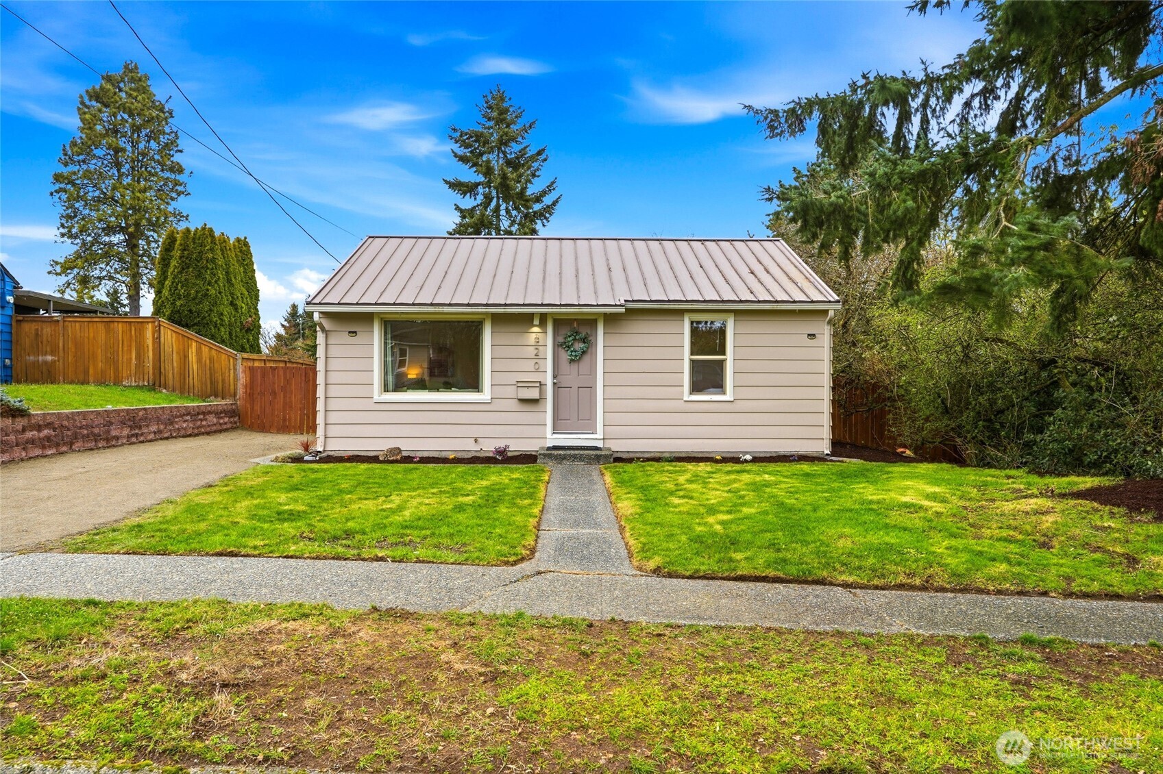 220 Southwest 137th Street Burien, WA 98166 - Photo 2 of 34
