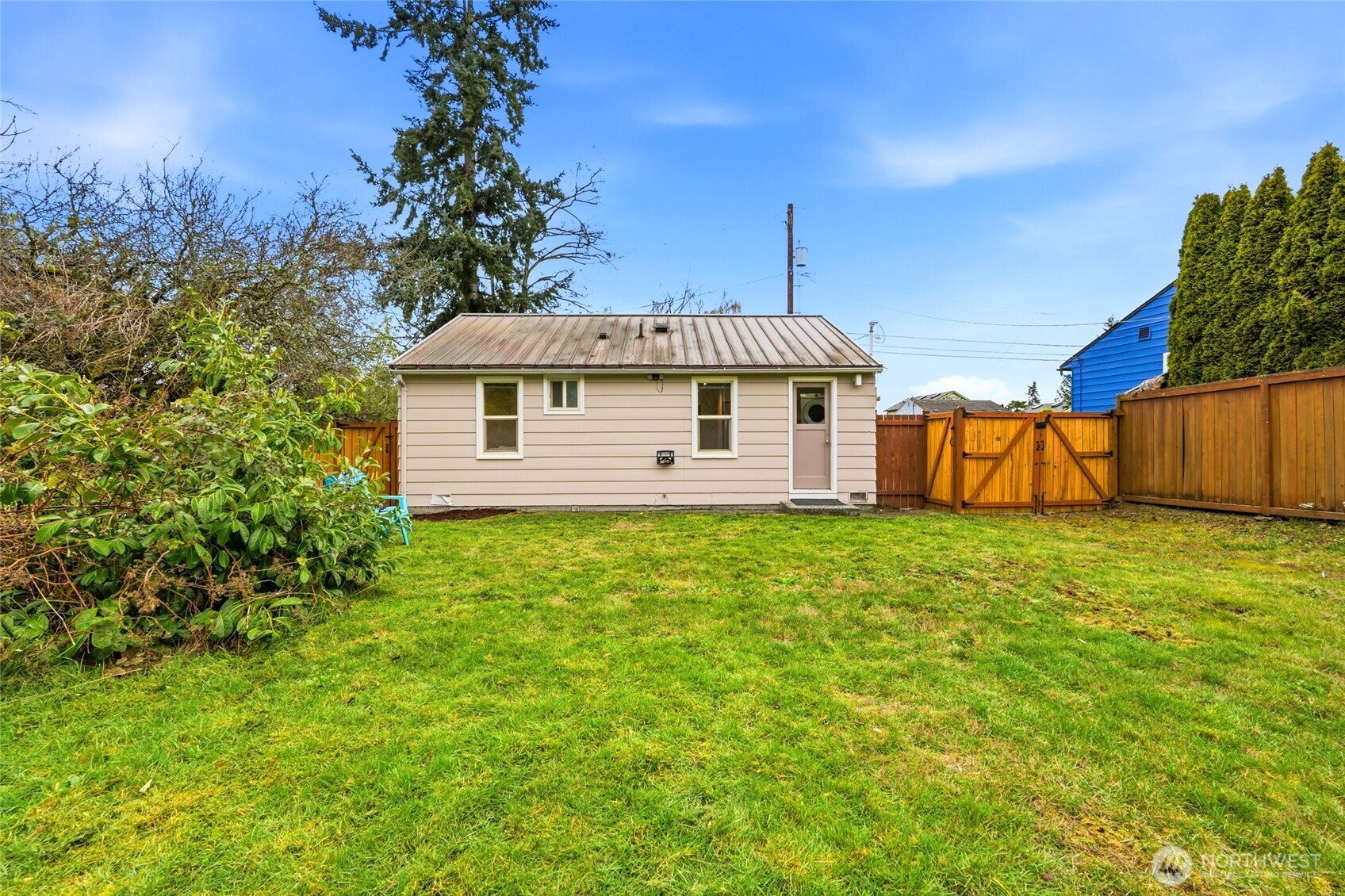 220 Southwest 137th Street Burien, WA 98166 - Photo 29 of 34