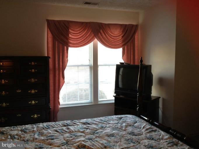4517 Aspen Mill Road, Unit 4517 Nottingham, MD 21236 - Photo 19 of 28 Bedroom (Master)