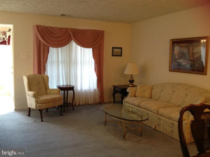 4517 Aspen Mill Road, Unit 4517 Nottingham, MD 21236 - Photo 22 of 28 Living Room