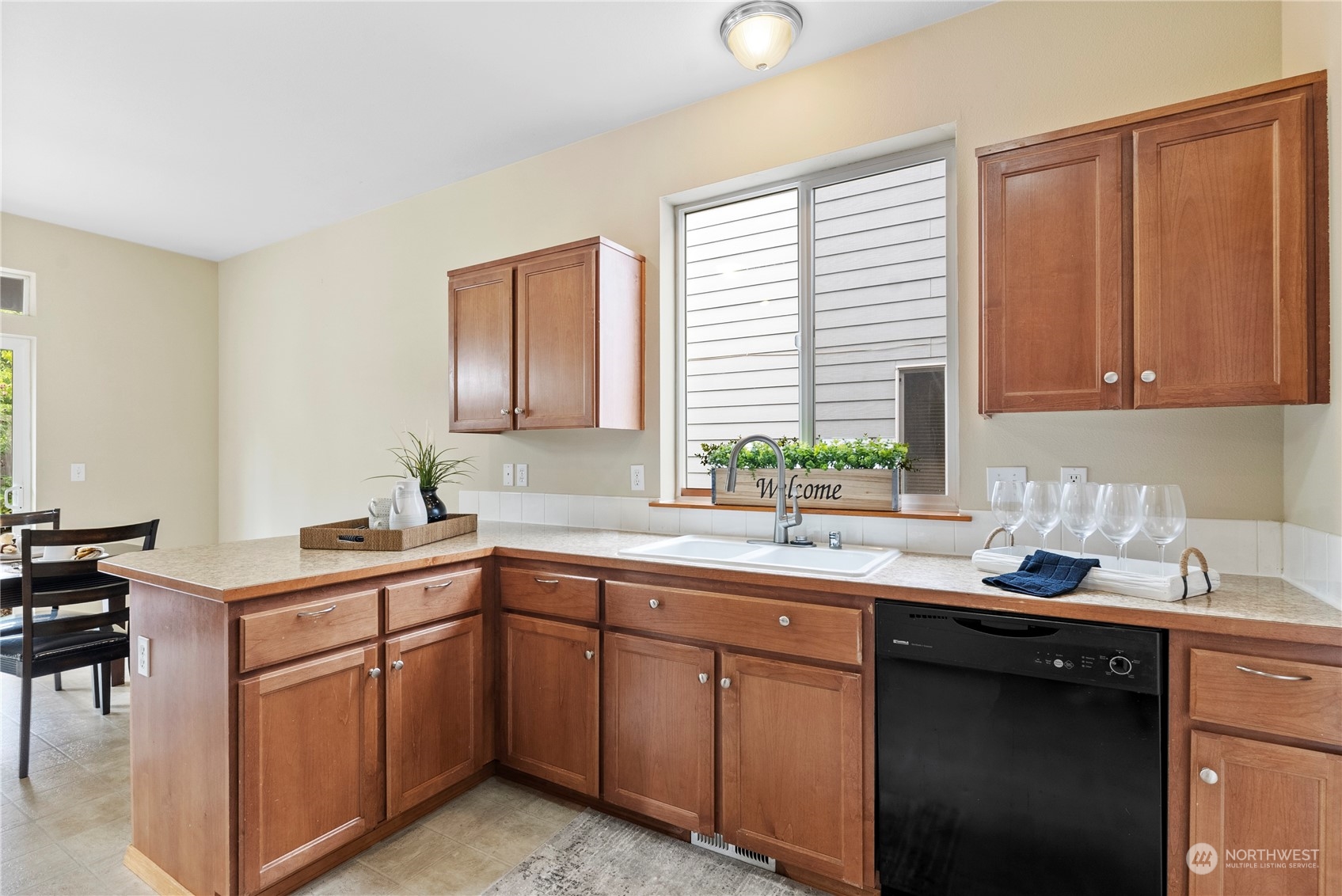 11621 Southeast 189th Place Renton, WA 98058 - Photo 10 of 30 Gallery Image 10
