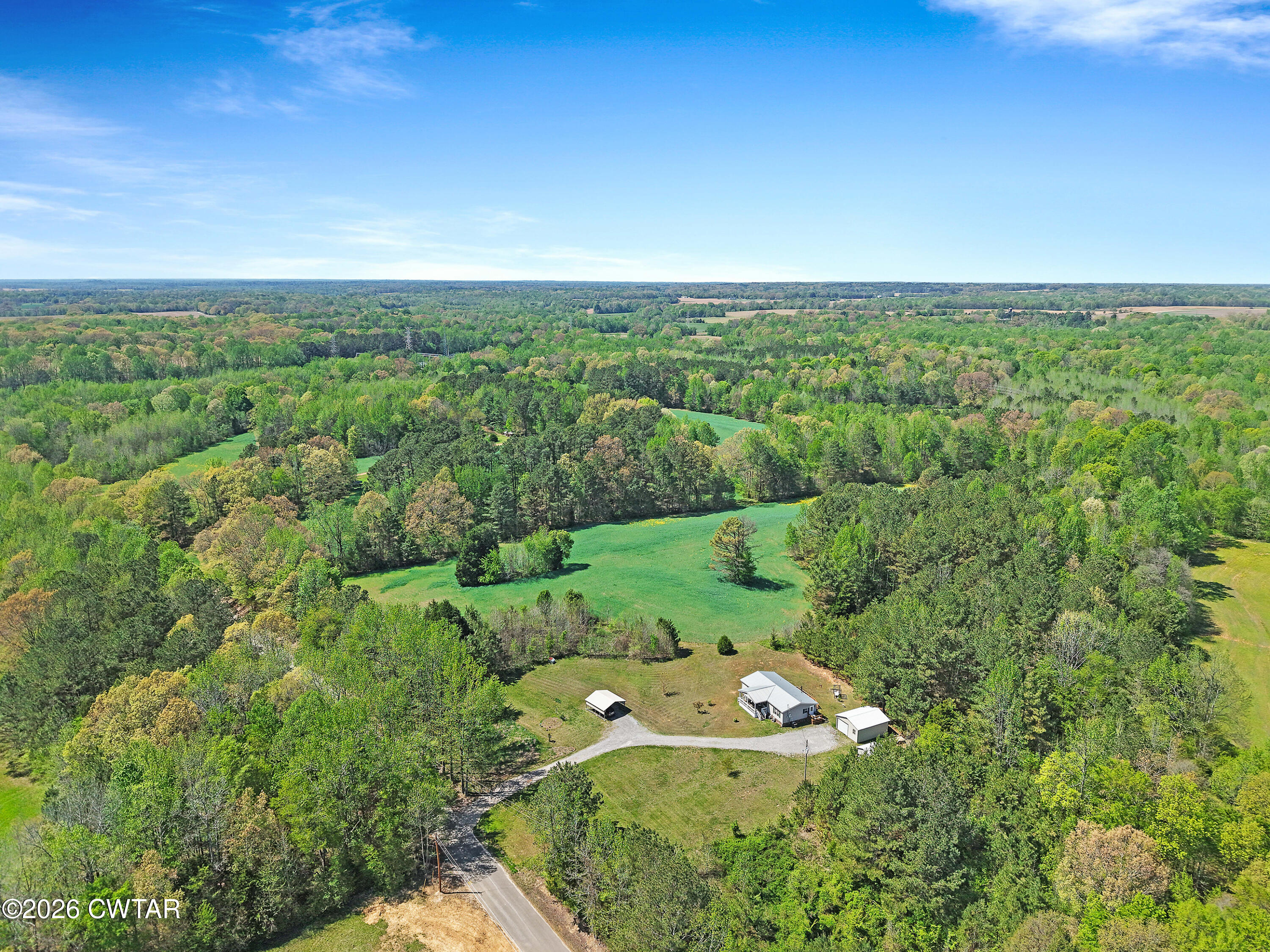 1810 Hill Road Paris, TN 38242 - Photo 20 of 23 DJI_20260409141913_0069_D