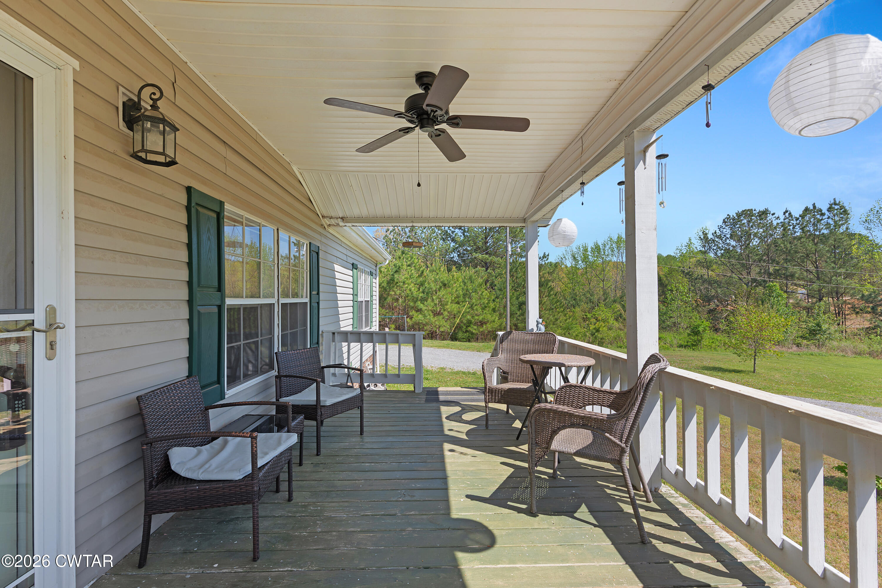 1810 Hill Road Paris, TN 38242 - Photo 2 of 23 EN4A6143