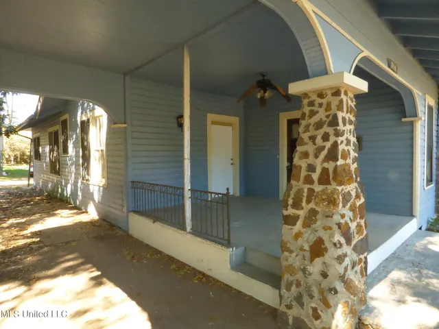 $900 | 514 South 5th Street, McComb, MS 39648