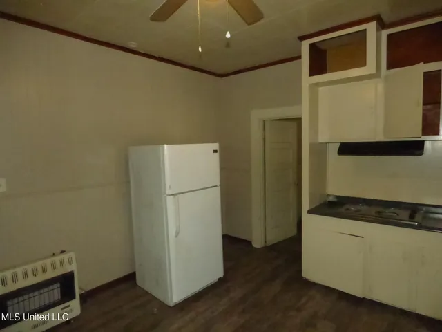 $900 | 514 South 5th Street, McComb, MS 39648