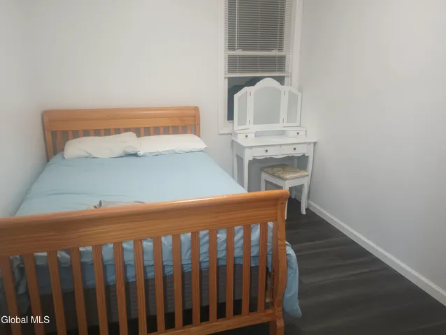 $1,800 | 199 Lark Street, Albany, NY 12210