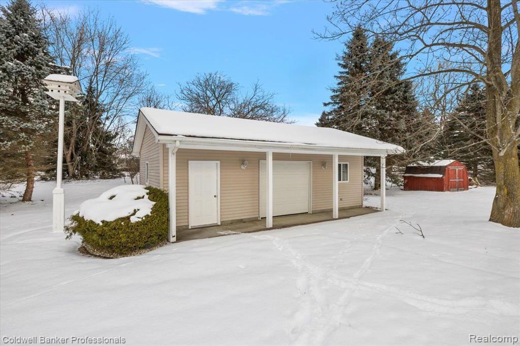 1512 Pratt Road Metamora, MI 48455 - Photo 8 of 59