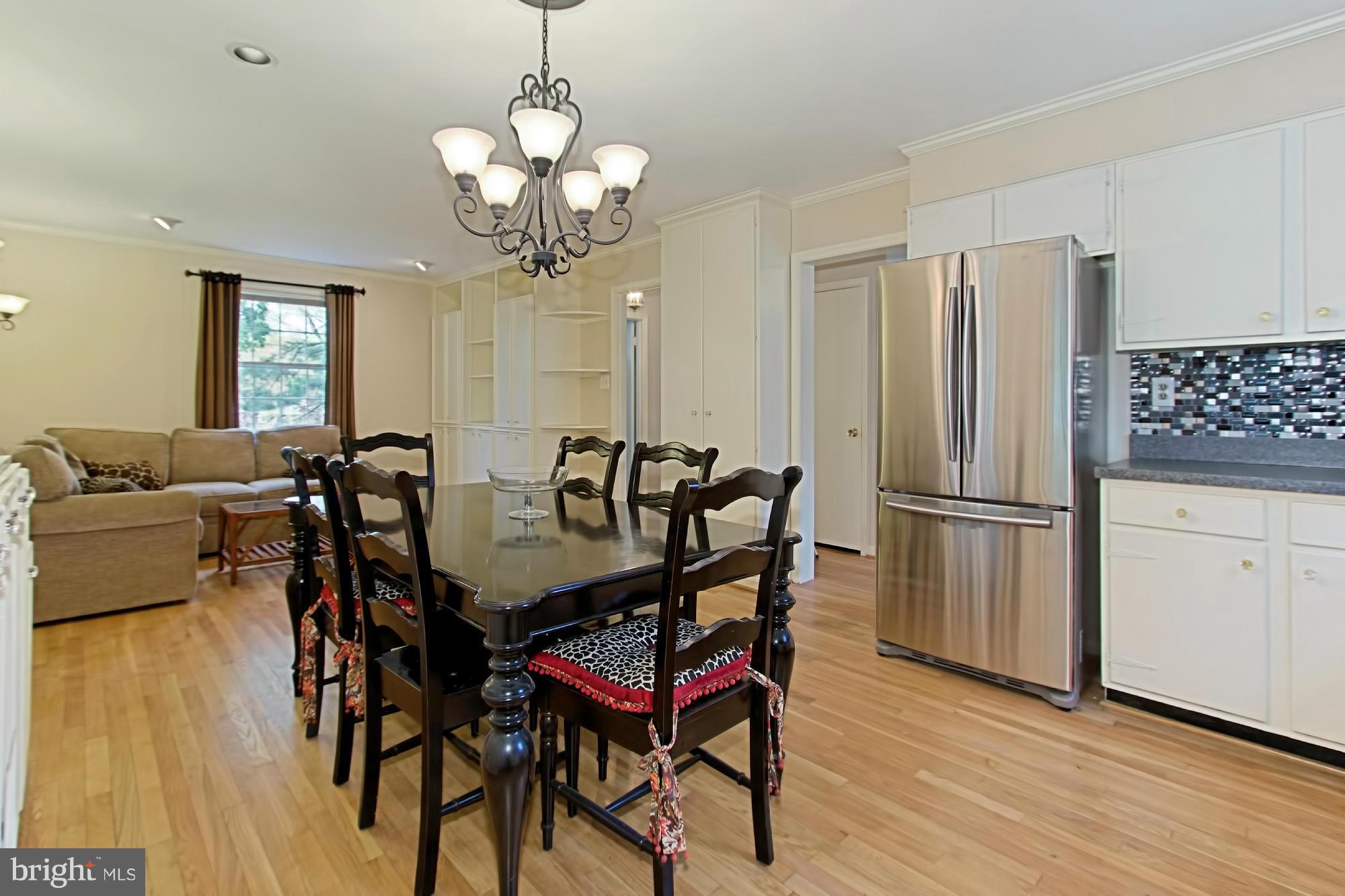 517 Finsbury Road Silver Spring, MD 20904 - Photo 10 of 30 Kitchen