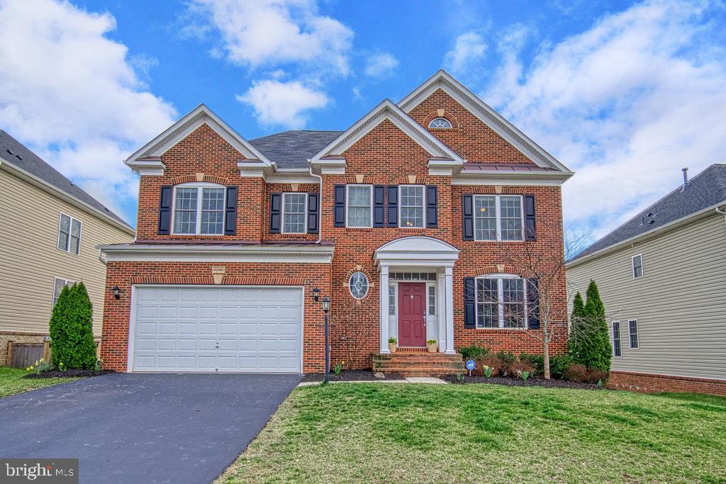 42391 Rising Moon Place Brambleton, VA 20148 - Photo 1 of 31 Gallery Image 1