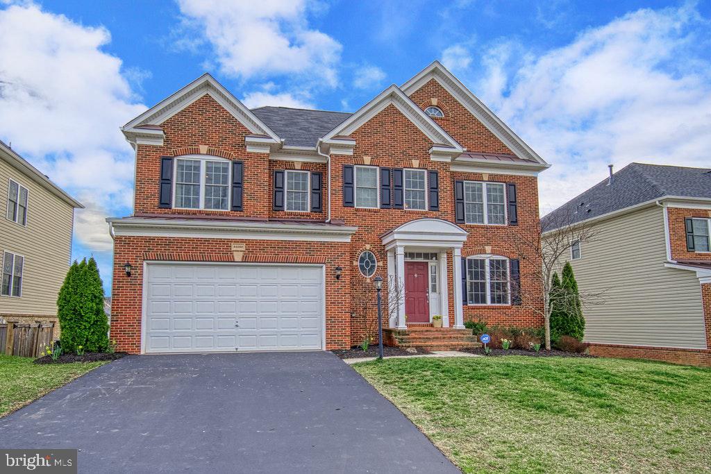 42391 Rising Moon Place Brambleton, VA 20148 - Photo 2 of 31 Gallery Image 2