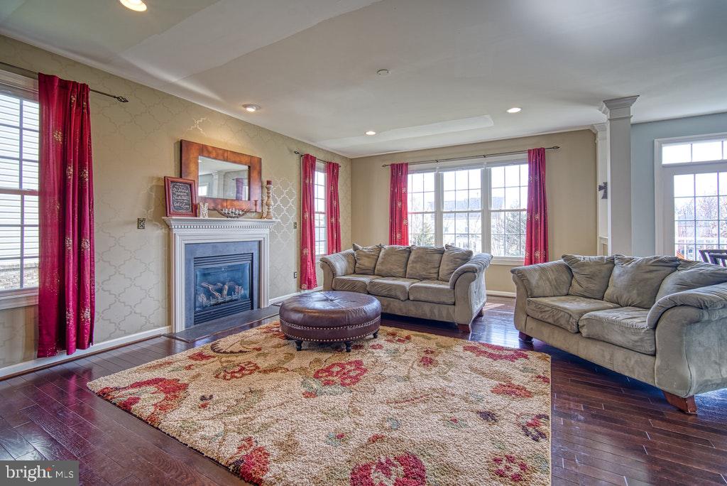 42391 Rising Moon Place Brambleton, VA 20148 - Photo 16 of 31 Gallery Image 16