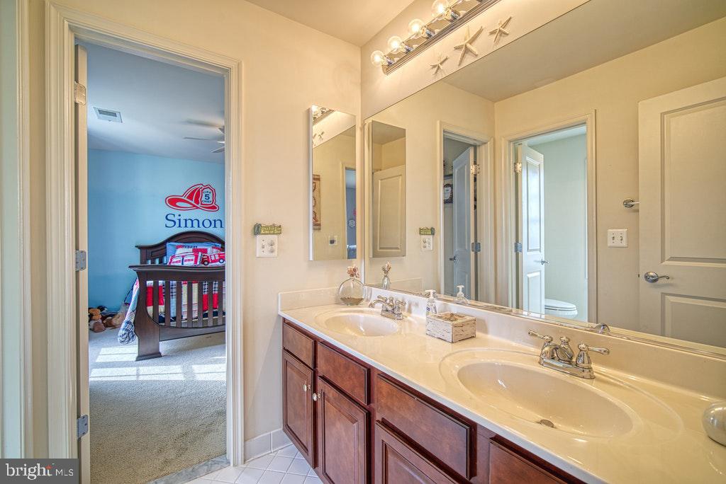 42391 Rising Moon Place Brambleton, VA 20148 - Photo 22 of 31 Gallery Image 22
